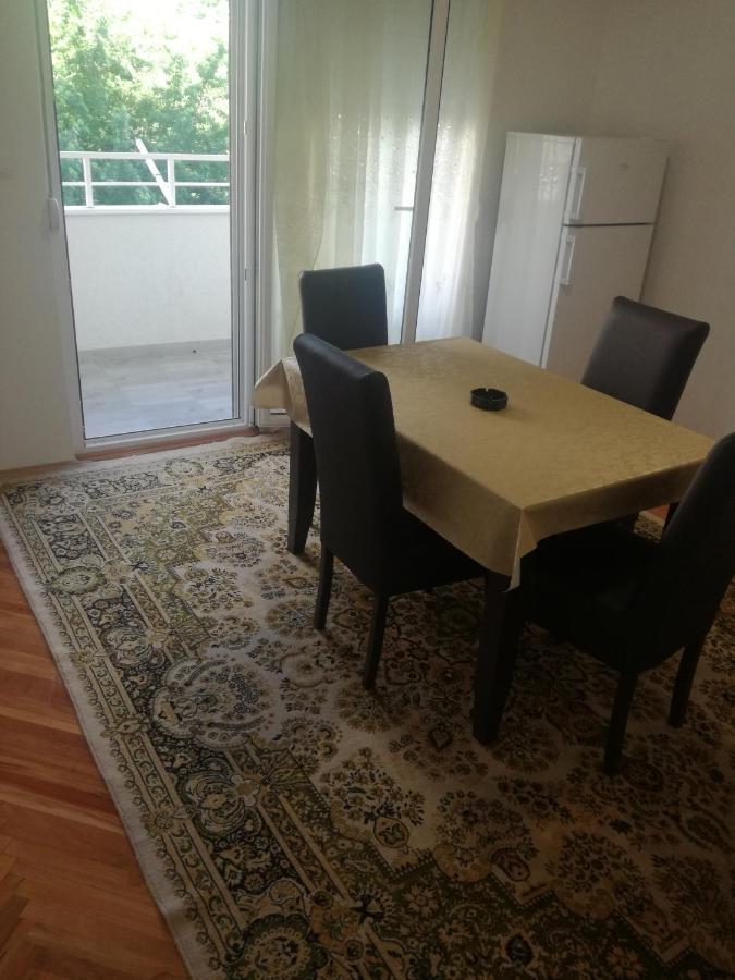 Stan Na Dan Pex Free Parking Apartment Vranje Exterior foto